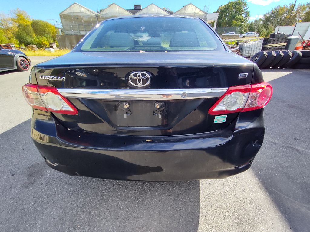 Photo 4 of this TOYOTA COROLLA