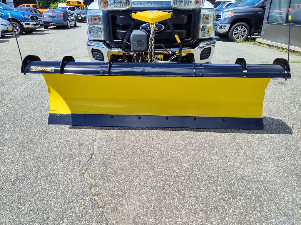 Photo 4 of this FORD F250 W/PLOW