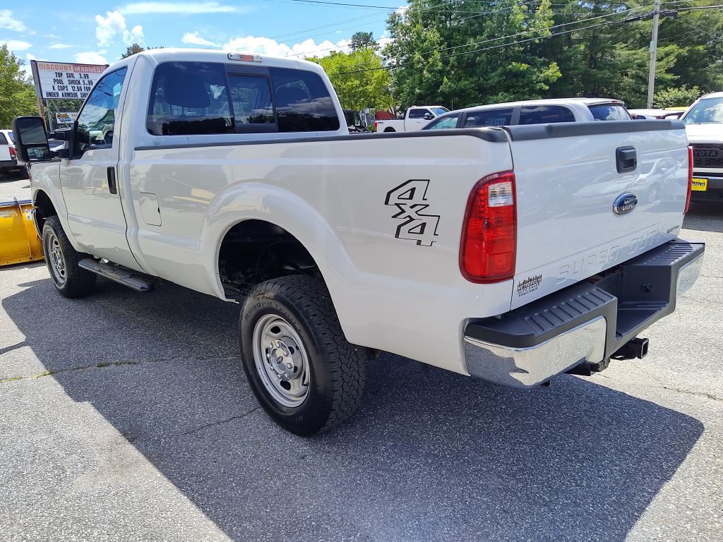 Photo 8 of this FORD F250 W/PLOW