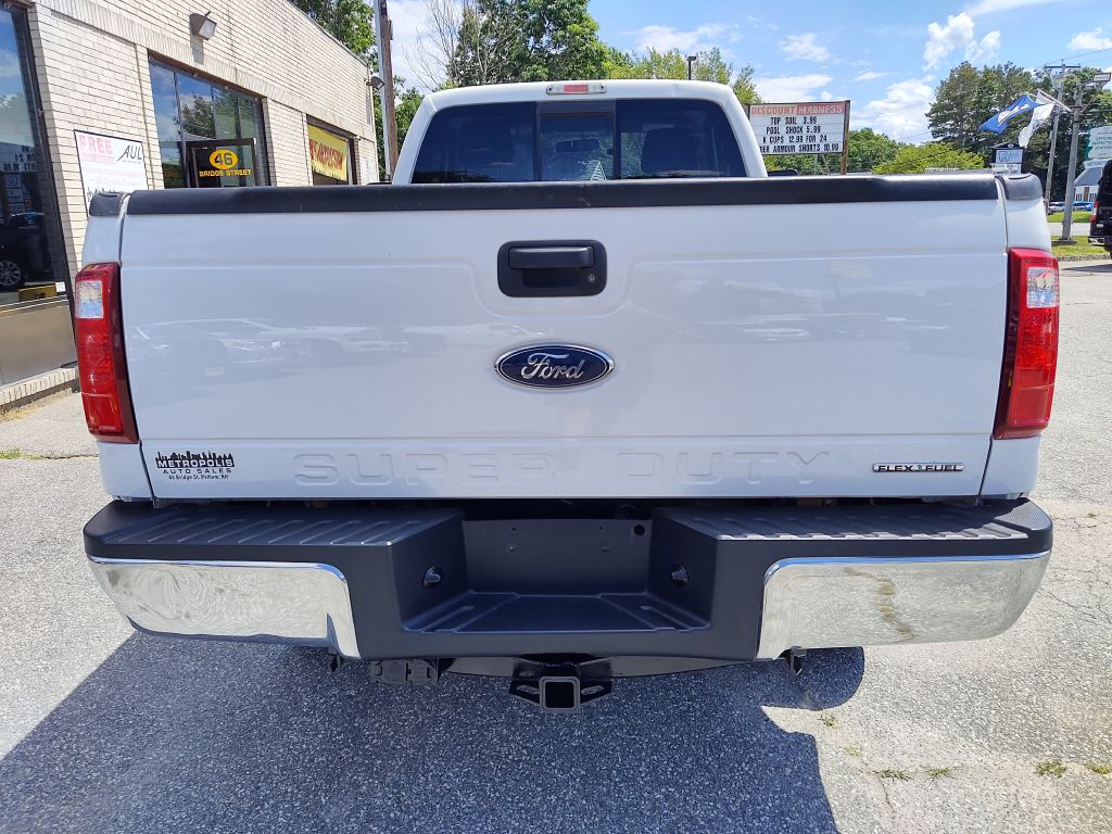 Photo 9 of this FORD F250 W/PLOW