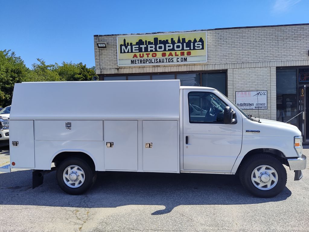 2022 FORD ECONOLINE