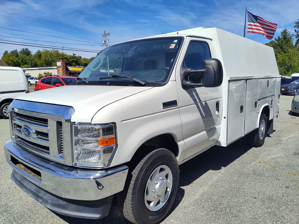Photo 5 of this FORD ECONOLINE