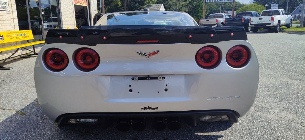 CHEVROLET CORVETTE 2005 CHEVROLET CORVETTE 1G1YY24U755104024