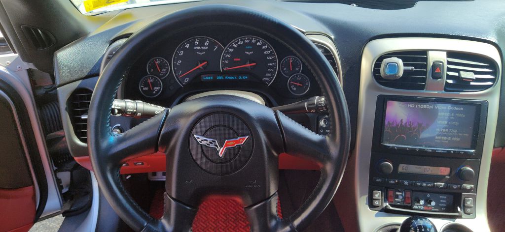 CHEVROLET CORVETTE 2005 CHEVROLET CORVETTE 1G1YY24U755104024