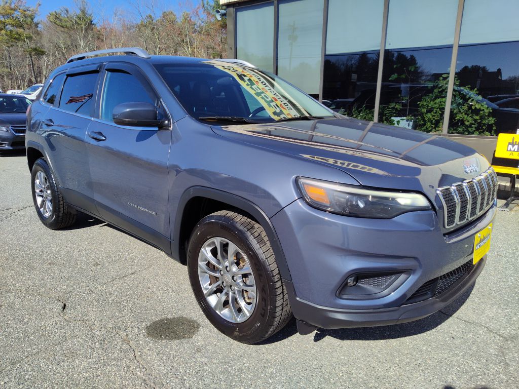 Photo 2 of this JEEP CHEROKEE