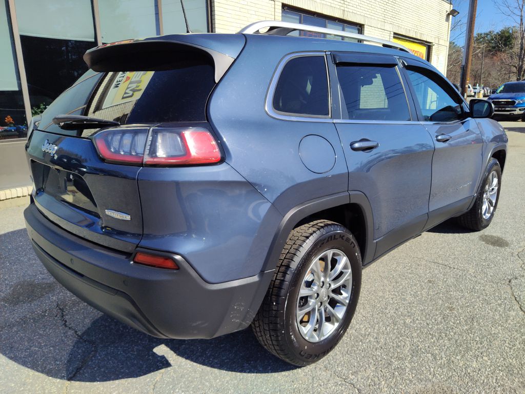 Photo 8 of this JEEP CHEROKEE