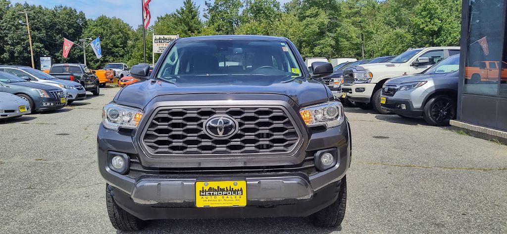 Photo 3 of this TOYOTA TACOMA