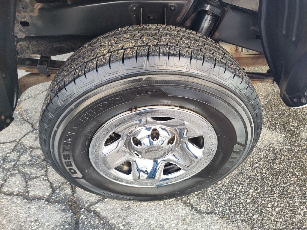 Photo 21 of this TOYOTA TACOMA