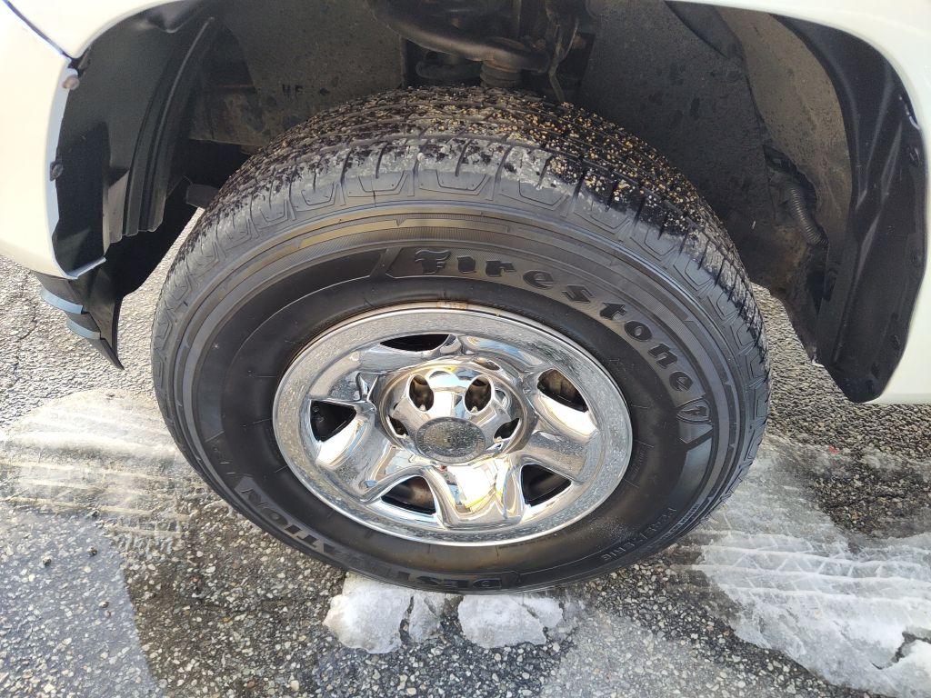 Photo 23 of this TOYOTA TACOMA