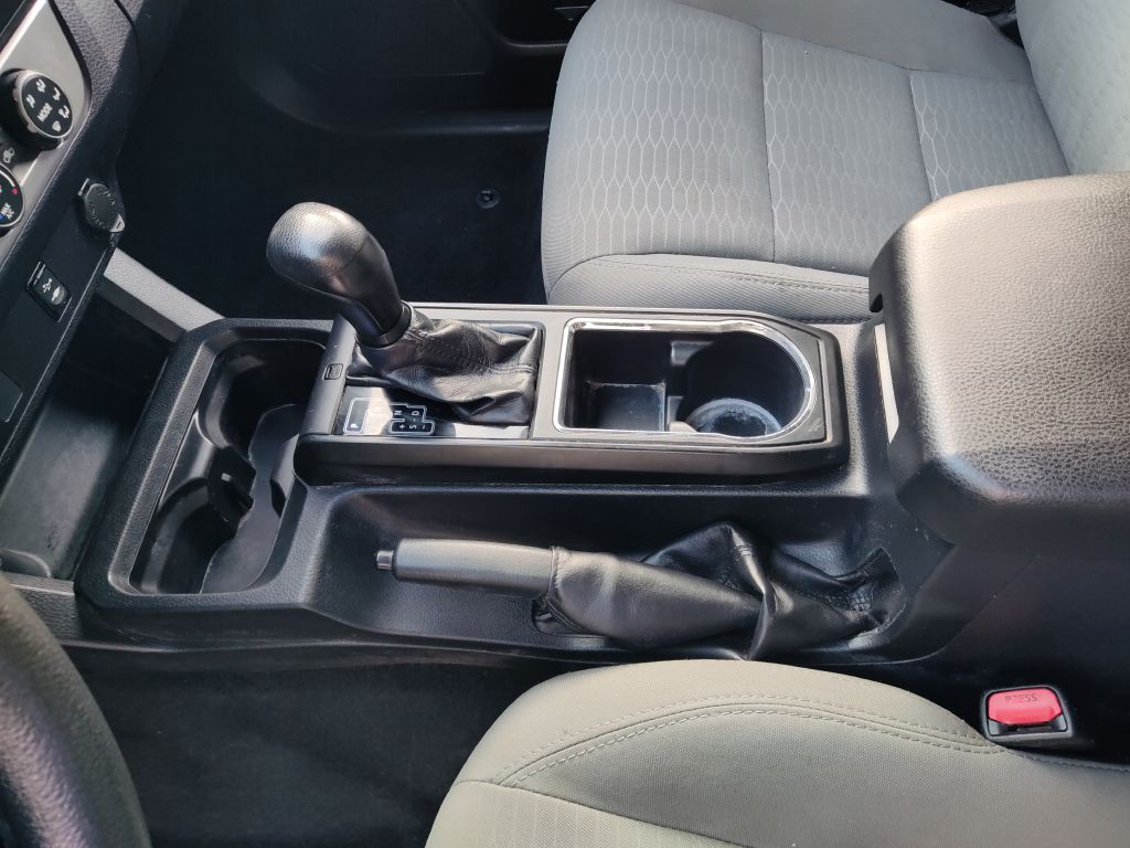 Photo 27 of this TOYOTA TACOMA