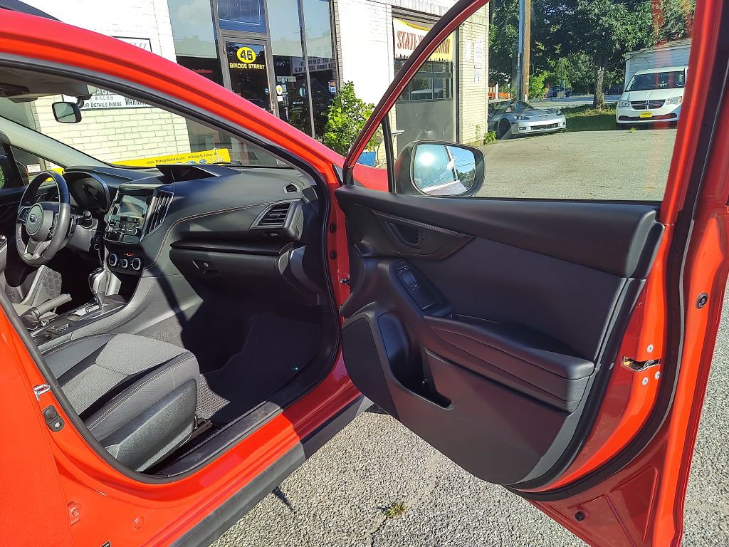 Photo 18 of this SUBARU CROSSTREK