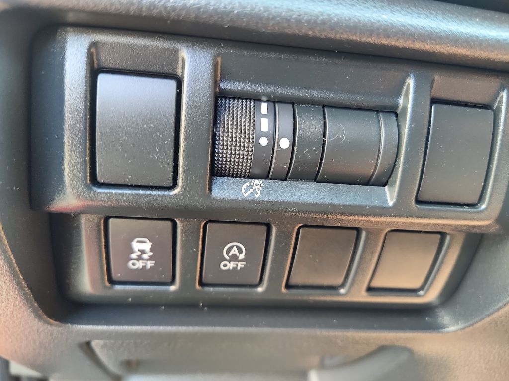 Photo 27 of this SUBARU CROSSTREK