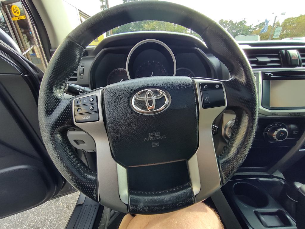 Photo 34 of this TOYOTA 4RUNNER