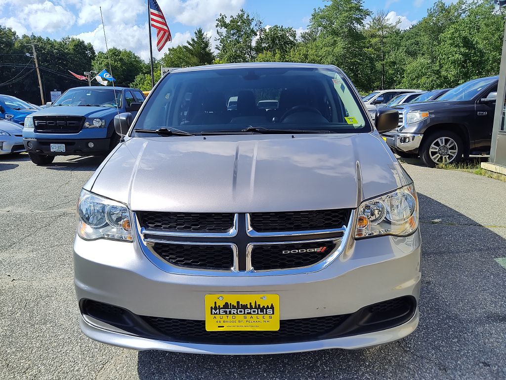Photo 3 of this DODGE GRAND CARAVAN