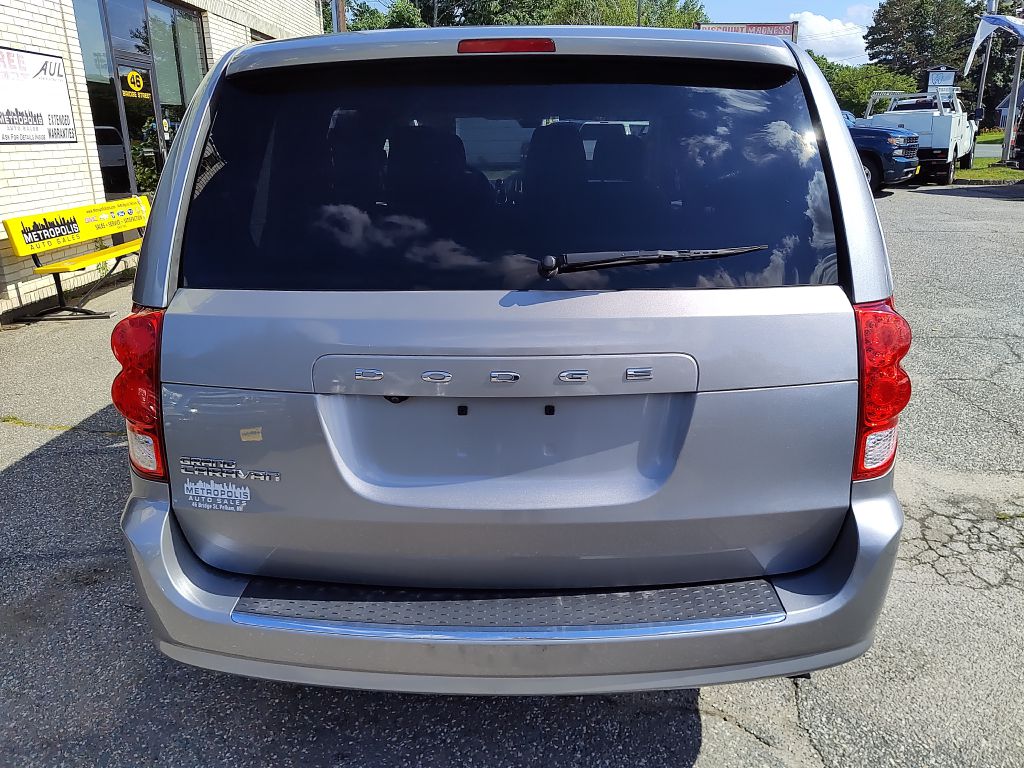 Photo 7 of this DODGE GRAND CARAVAN