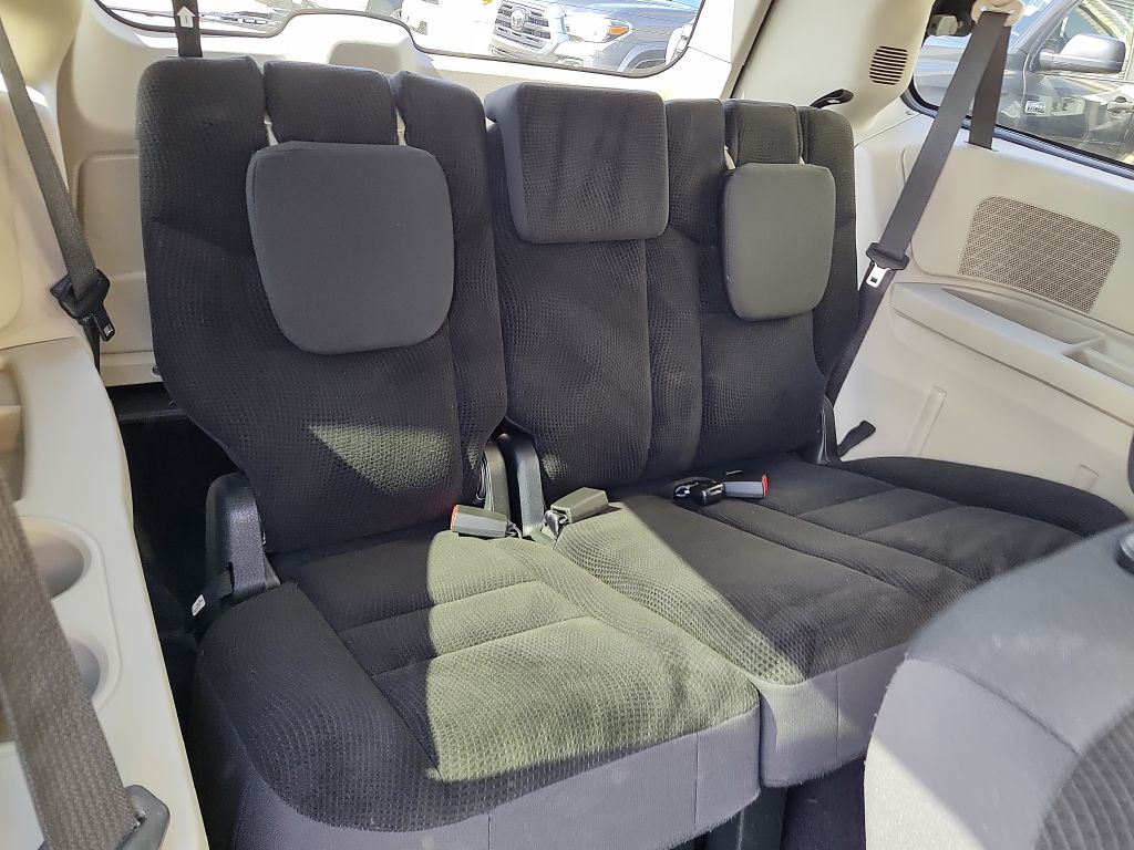 Photo 15 of this DODGE GRAND CARAVAN