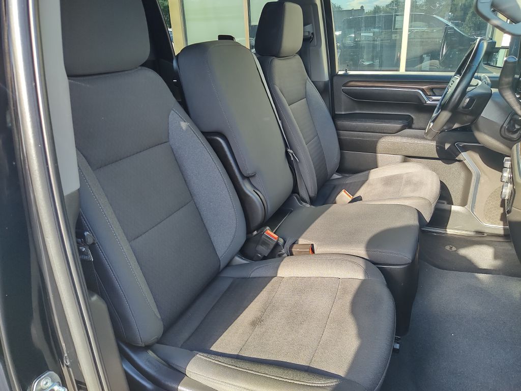 Photo 17 of this CHEVROLET SILVERADO 1500