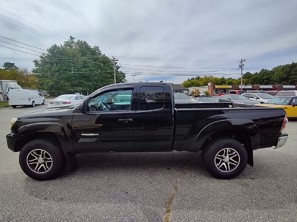 Photo 5 of this TOYOTA TACOMA
