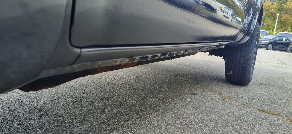 Photo 26 of this TOYOTA TACOMA