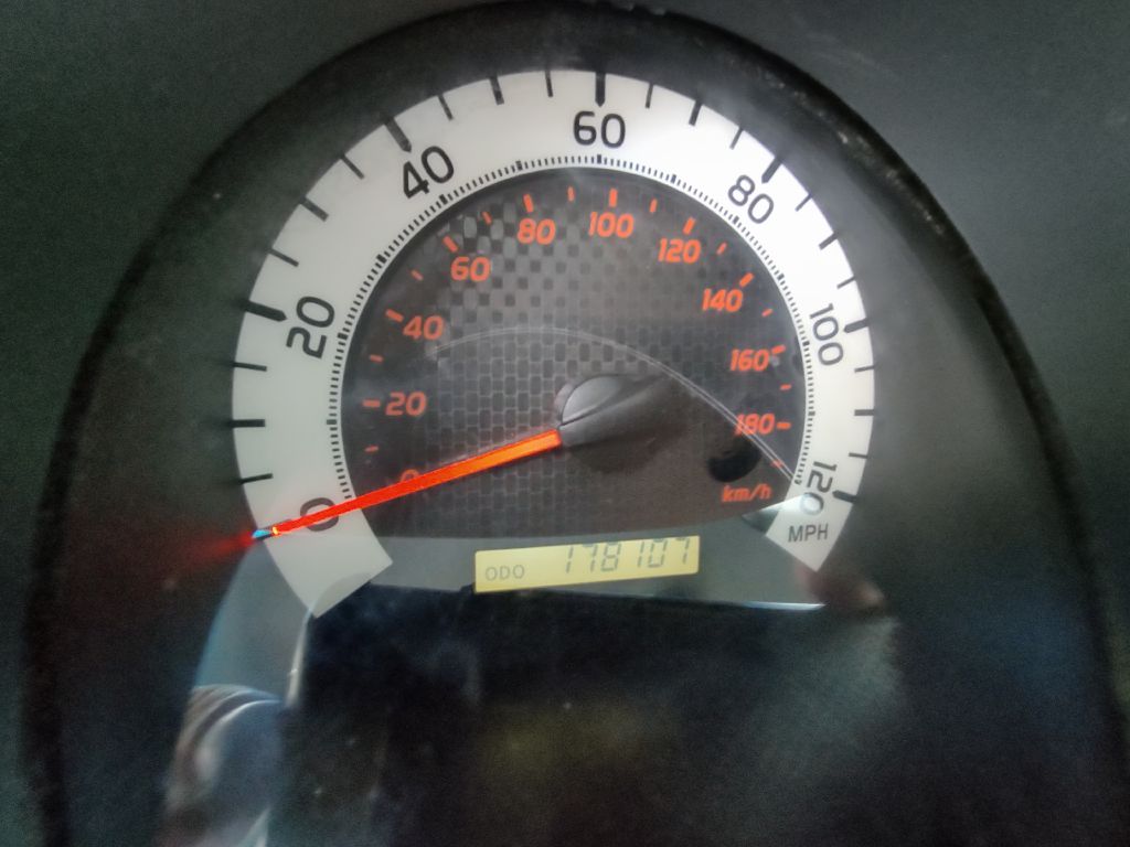 Photo 33 of this TOYOTA TACOMA