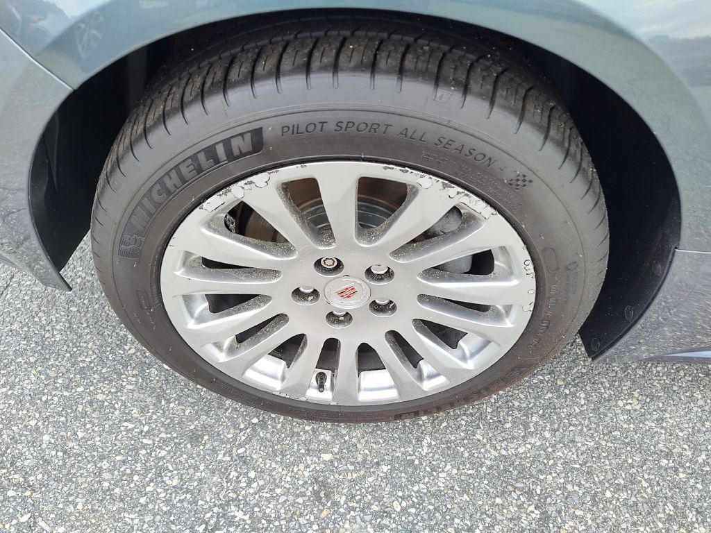 Photo 16 of this CADILLAC CTS
