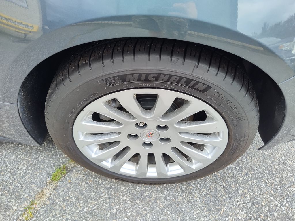 Photo 17 of this CADILLAC CTS