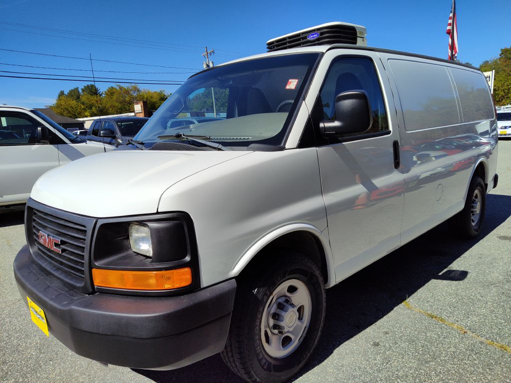 Photo 4 of this GMC SAVANA REEFER