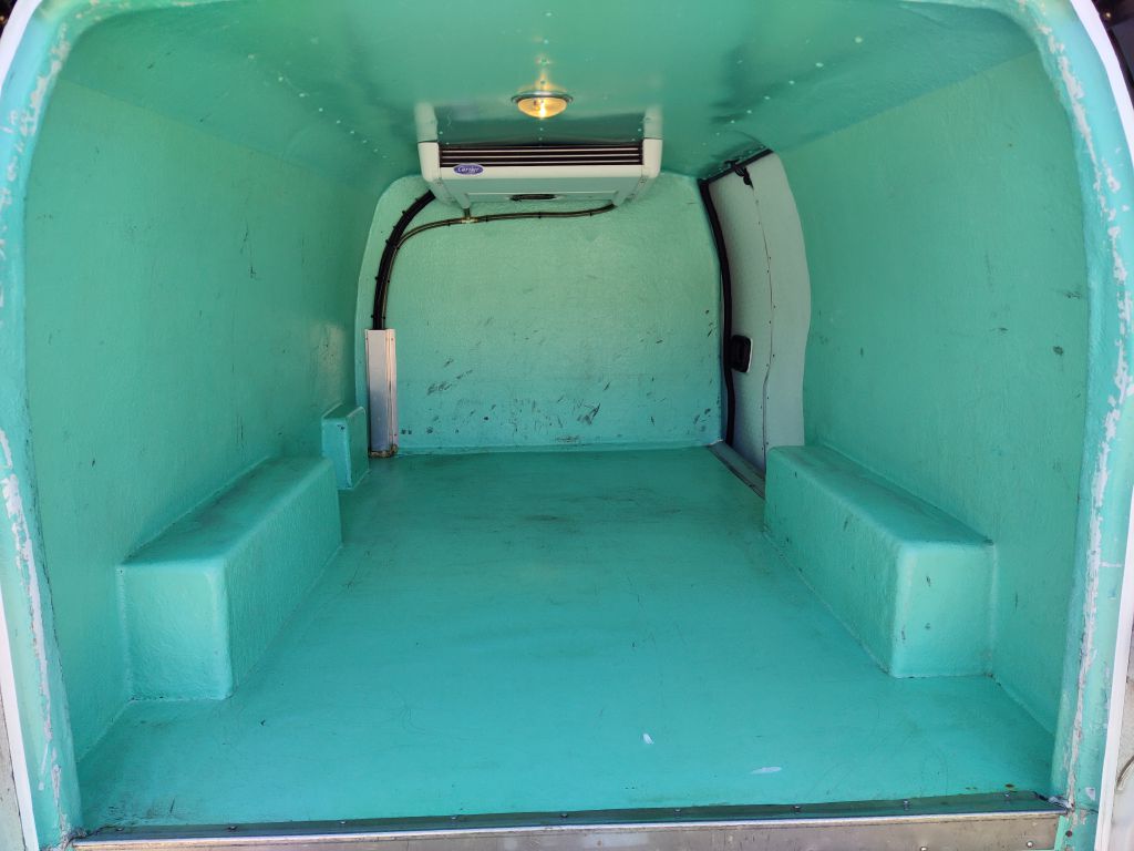 Photo 12 of this GMC SAVANA REEFER