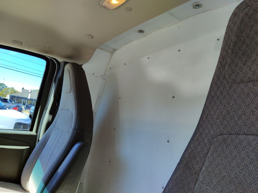 Photo 30 of this GMC SAVANA REEFER