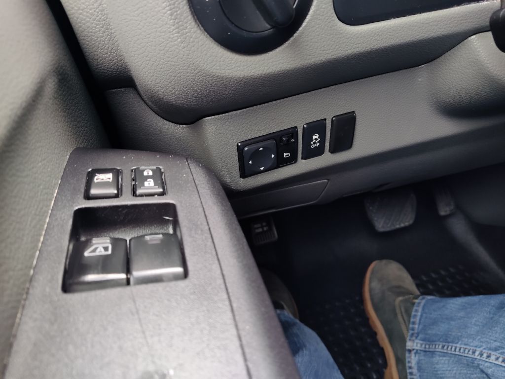 Photo 29 of this NISSAN NV