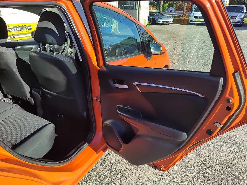 Photo 16 of this HONDA FIT