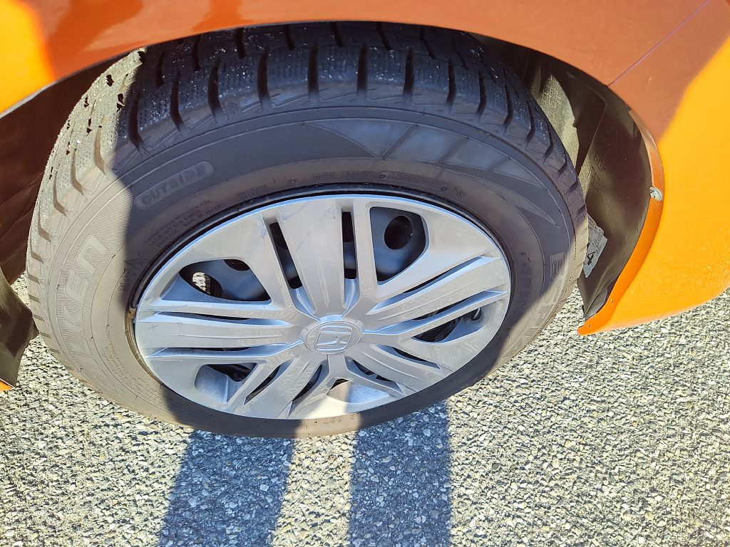 Photo 19 of this HONDA FIT