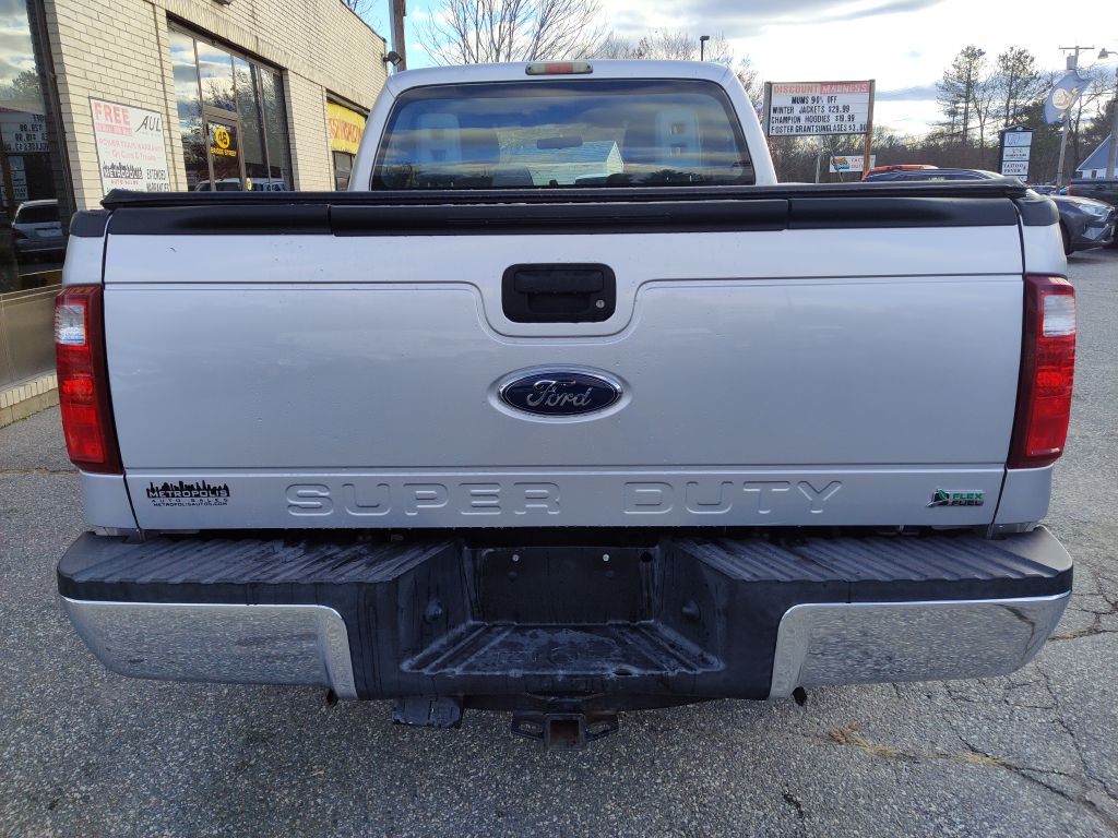 Photo 7 of this FORD F250