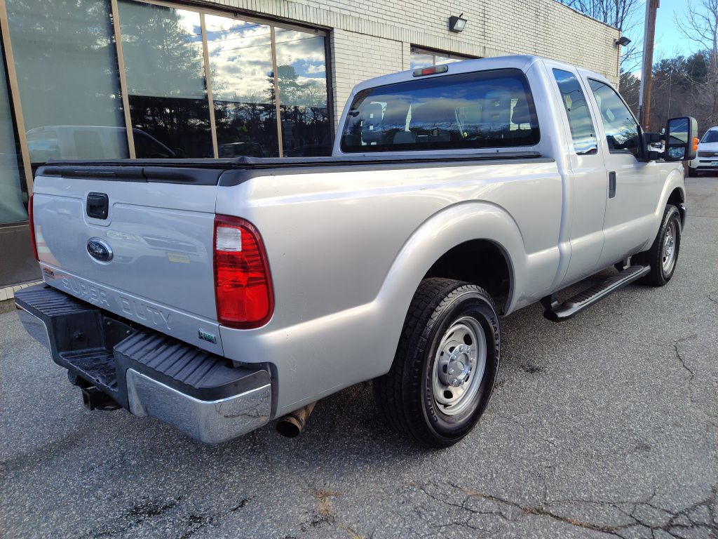 Photo 8 of this FORD F250