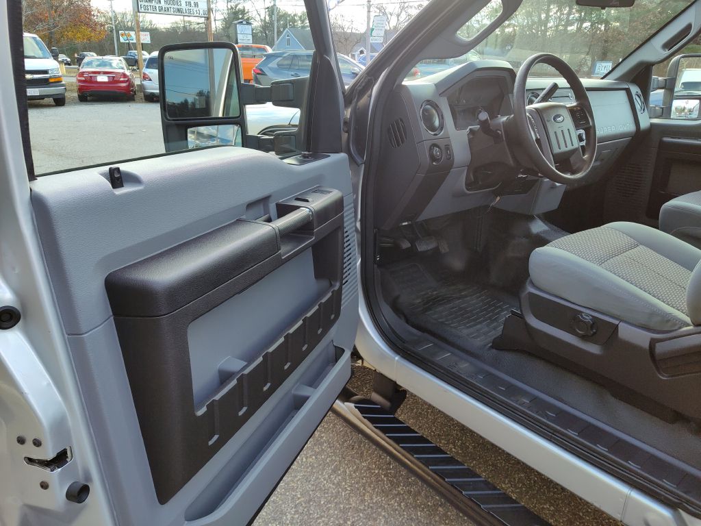 Photo 12 of this FORD F250