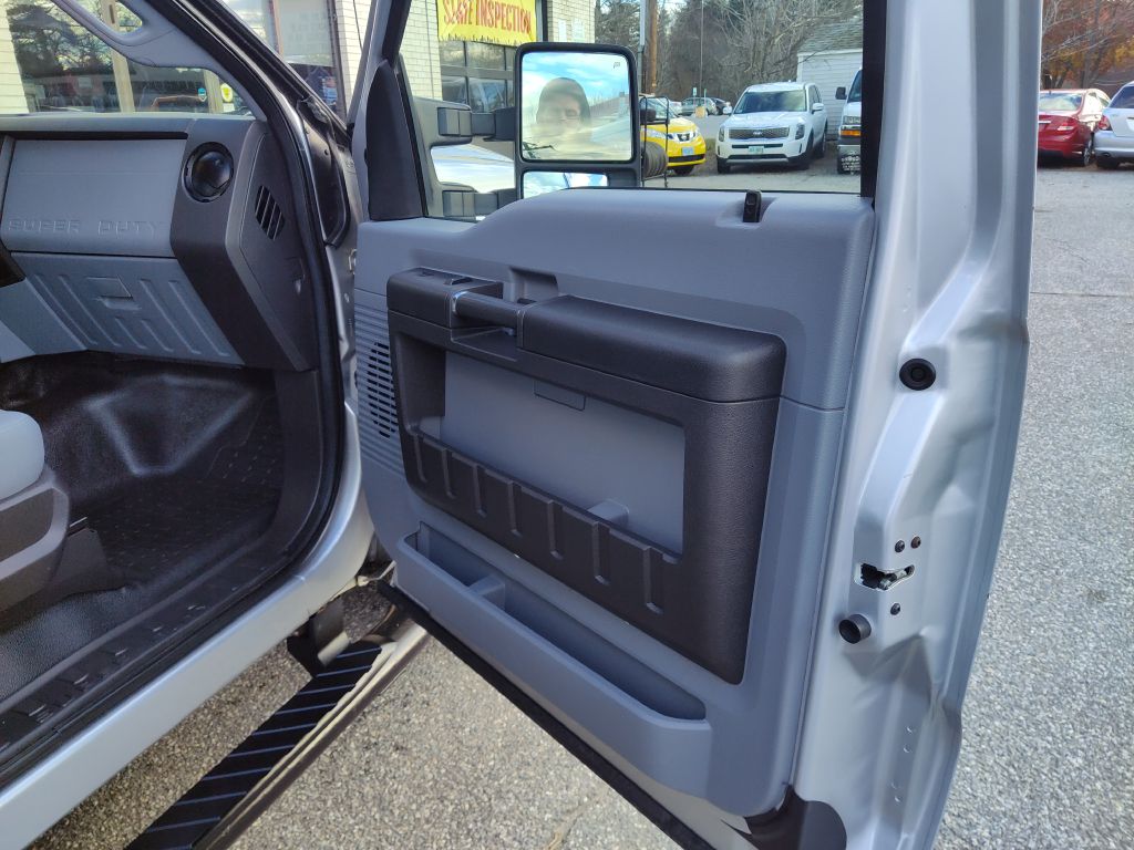 Photo 17 of this FORD F250