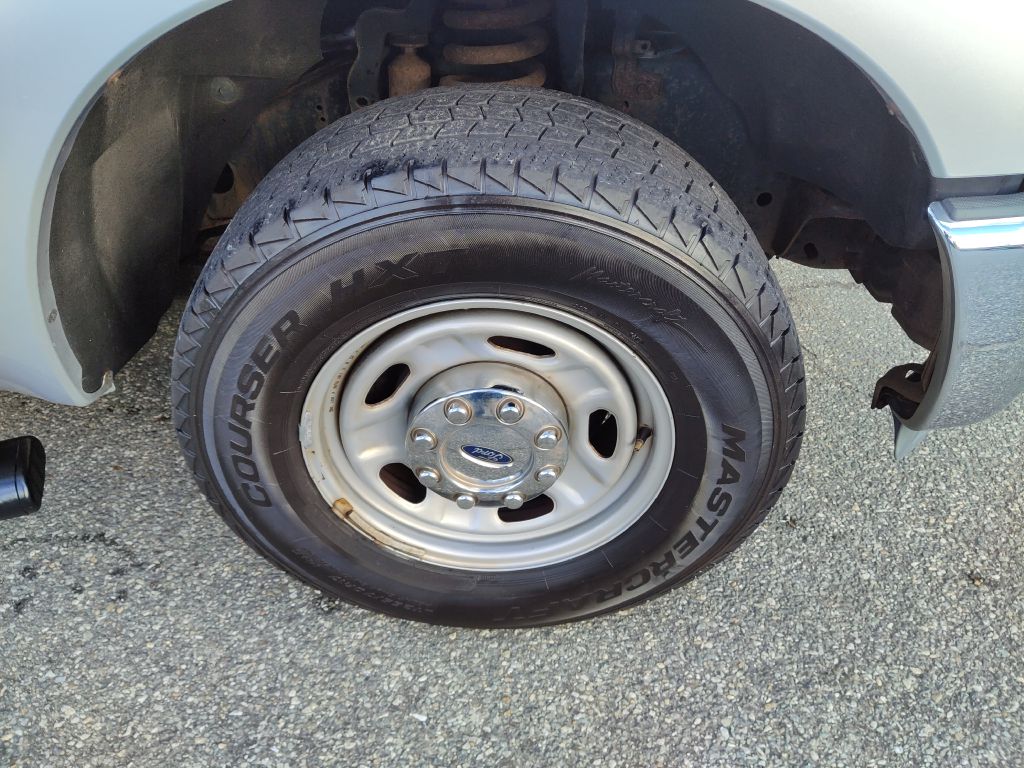 Photo 20 of this FORD F250