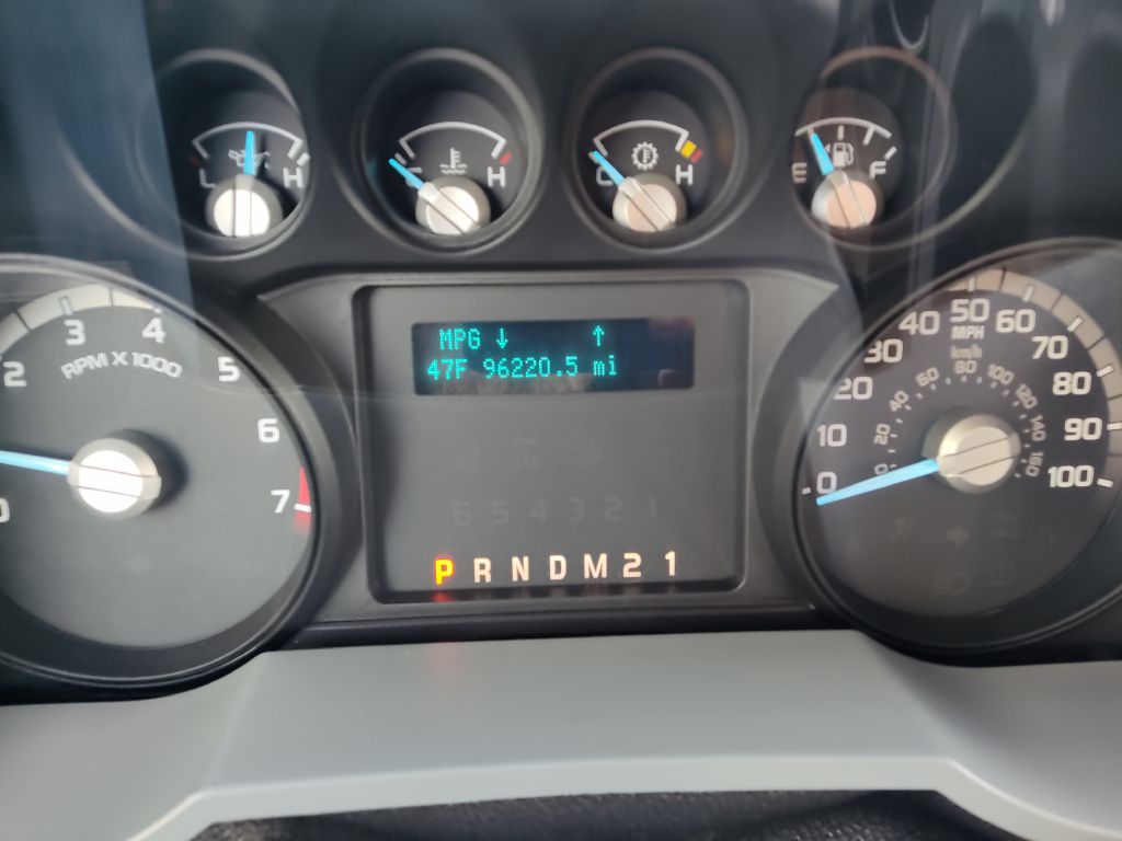 Photo 31 of this FORD F250
