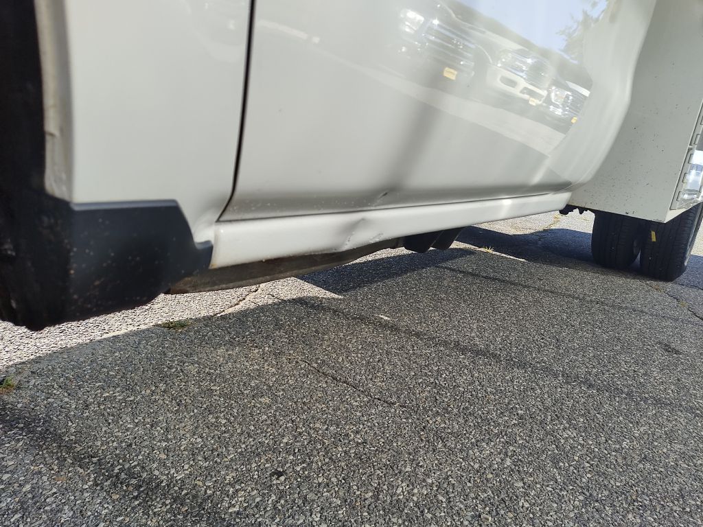 Photo 24 of this CHEVROLET SILVERADO 3500