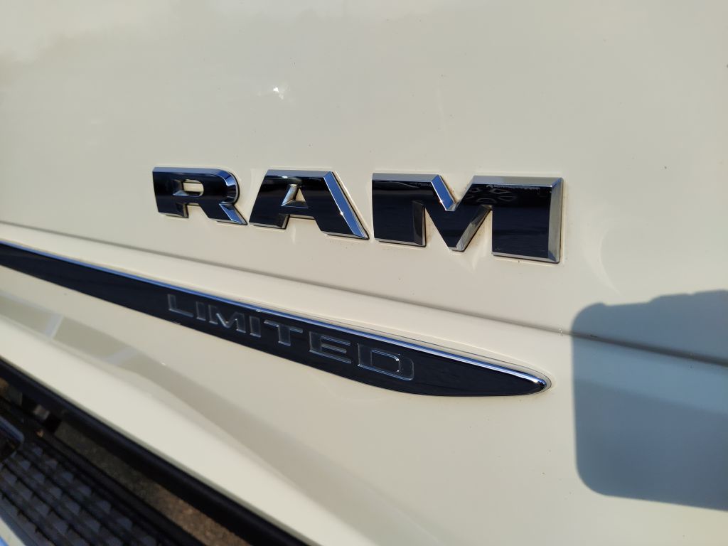Photo 17 of this RAM 2500