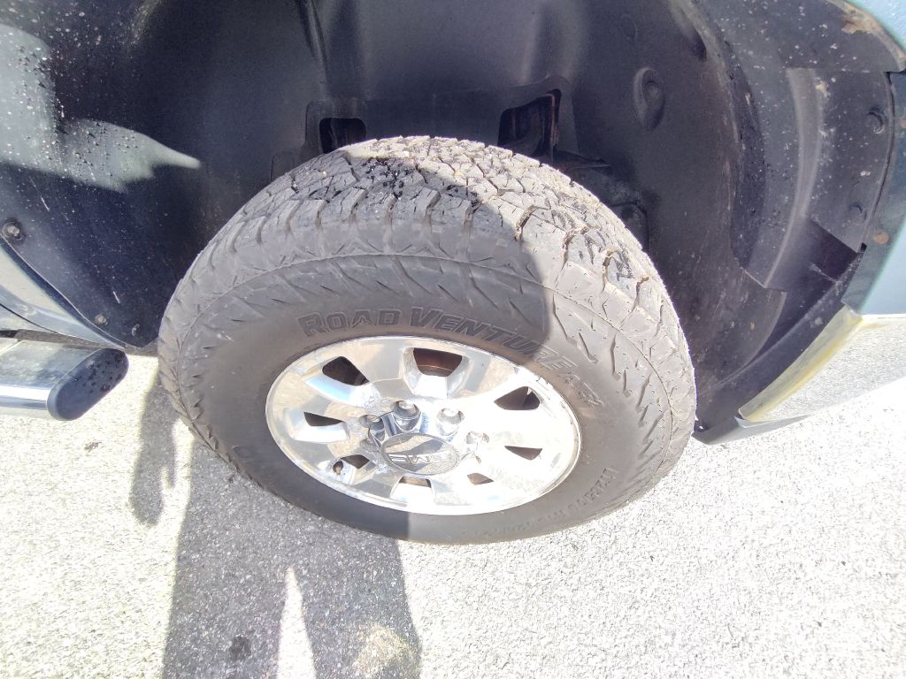 Photo 12 of this GMC SIERRA