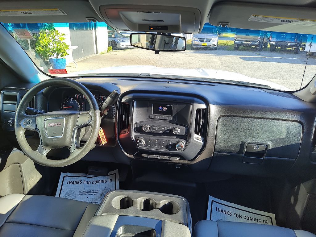 Photo 9 of this GMC SIERRA