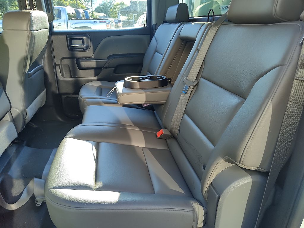 Photo 16 of this GMC SIERRA