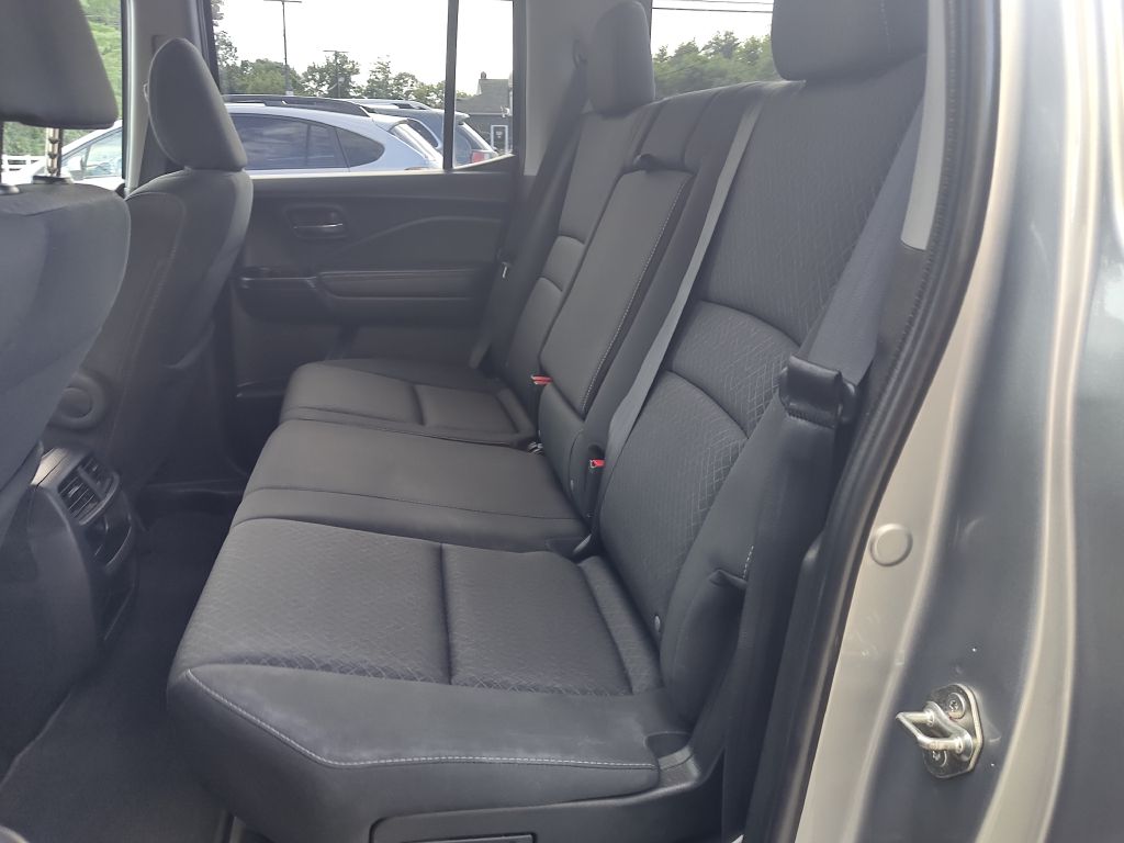 Photo 12 of this HONDA RIDGELINE