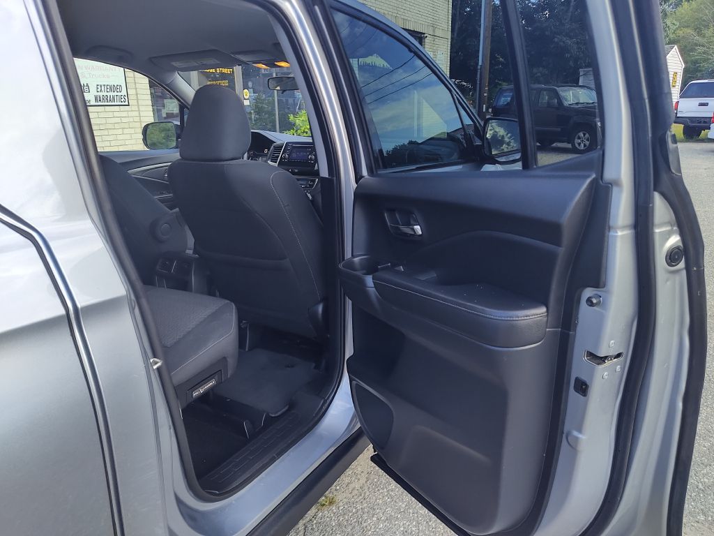 Photo 16 of this HONDA RIDGELINE