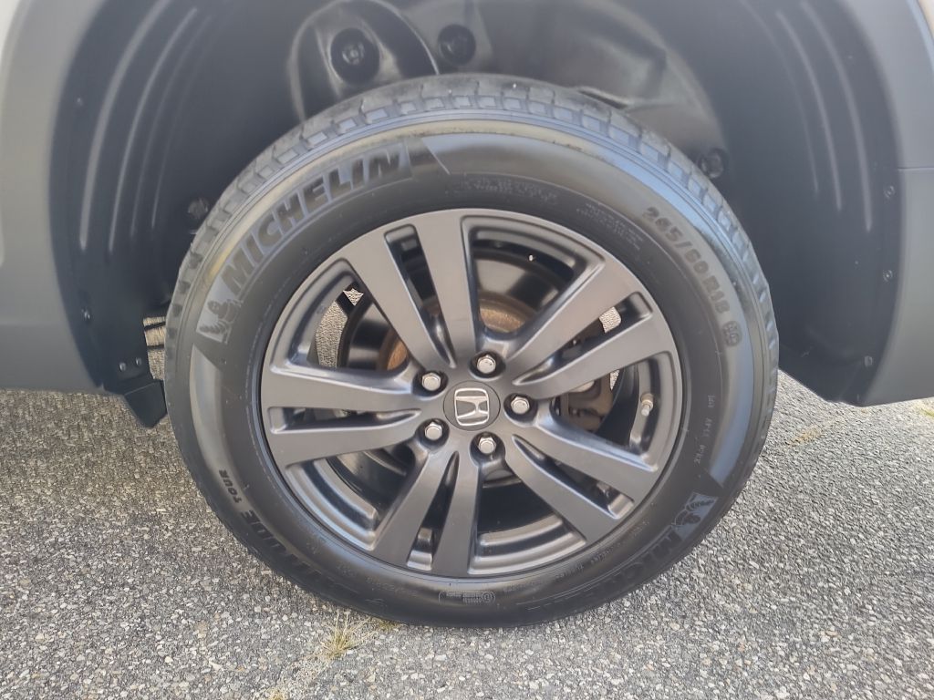 Photo 21 of this HONDA RIDGELINE