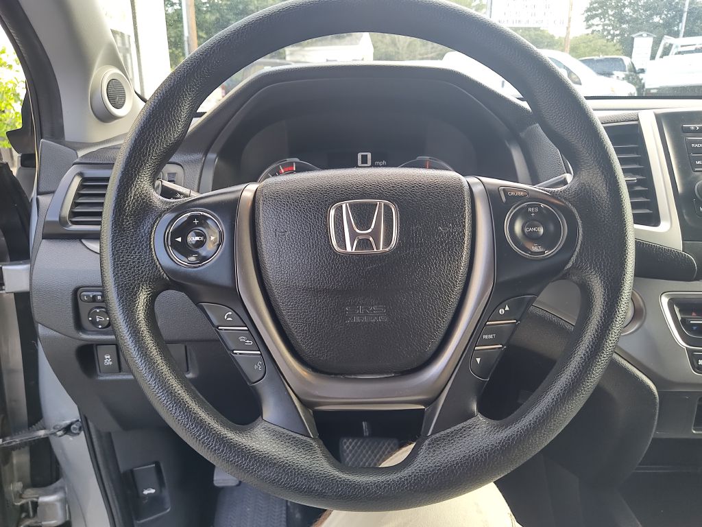 Photo 26 of this HONDA RIDGELINE