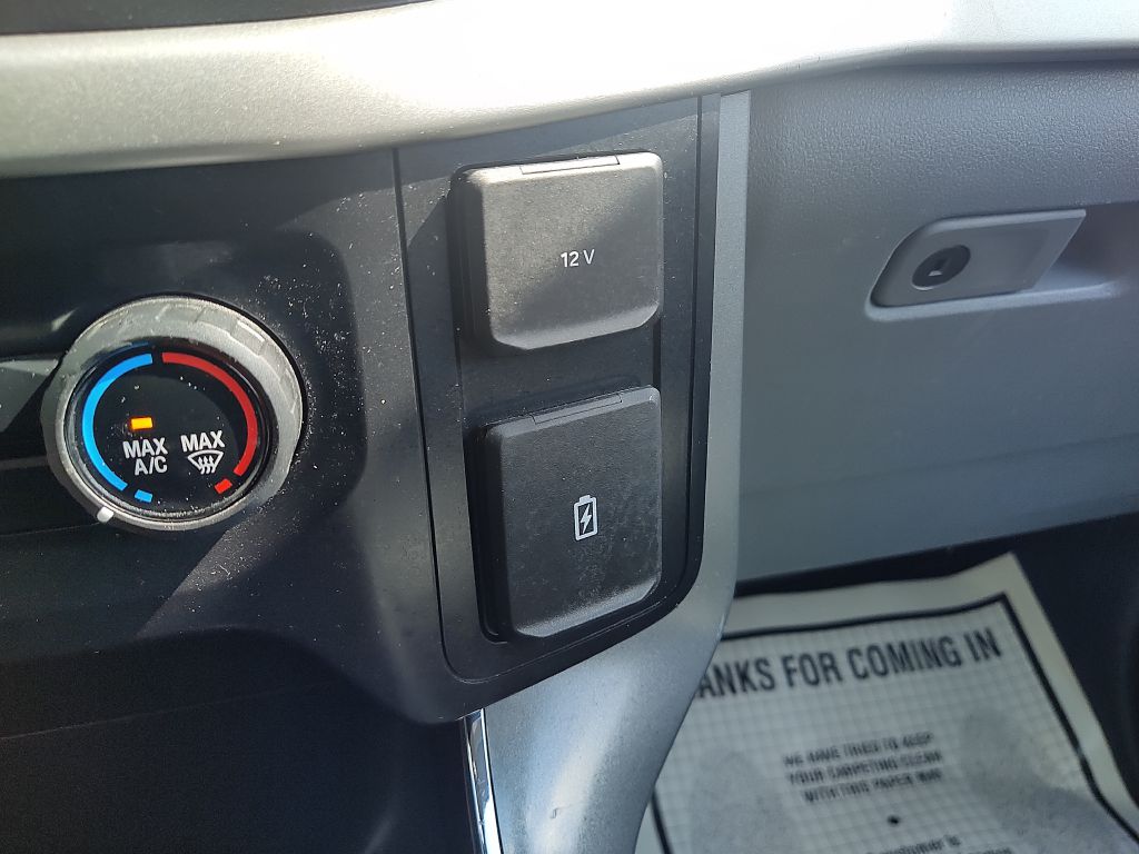 Photo 27 of this FORD F150