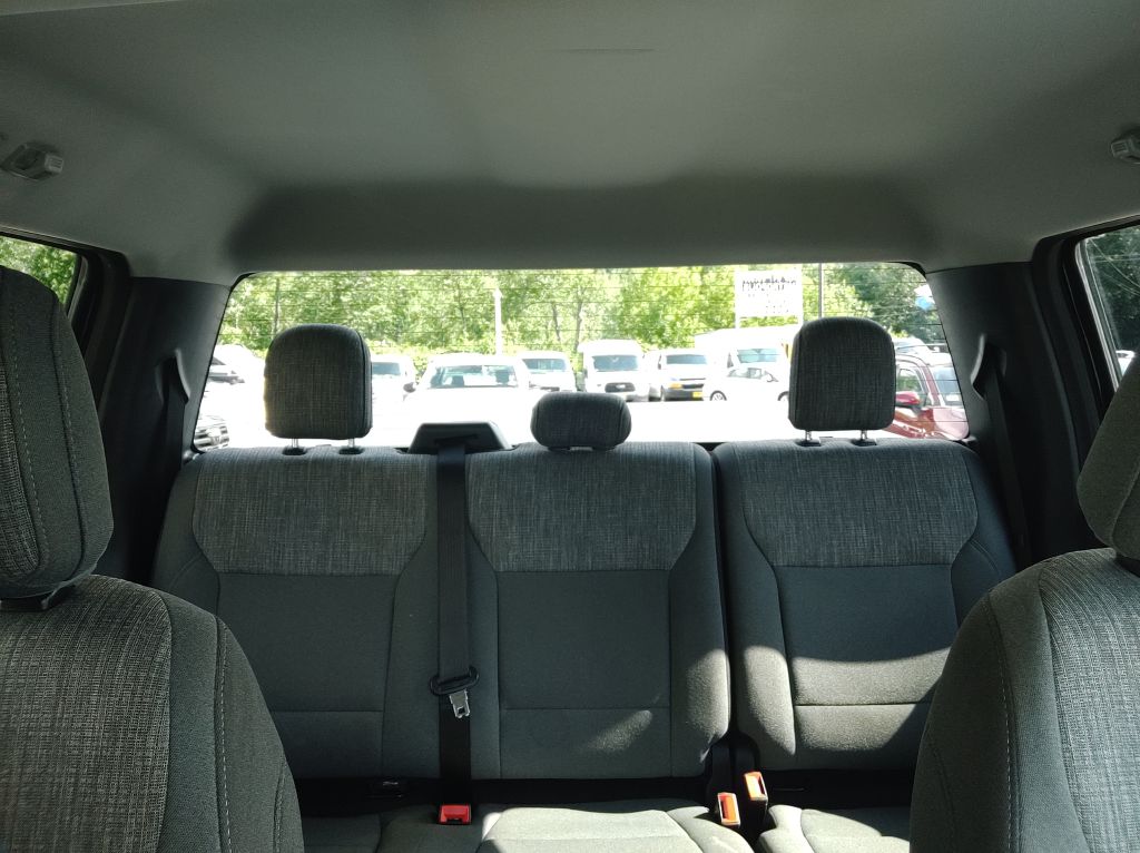 Photo 33 of this FORD F150