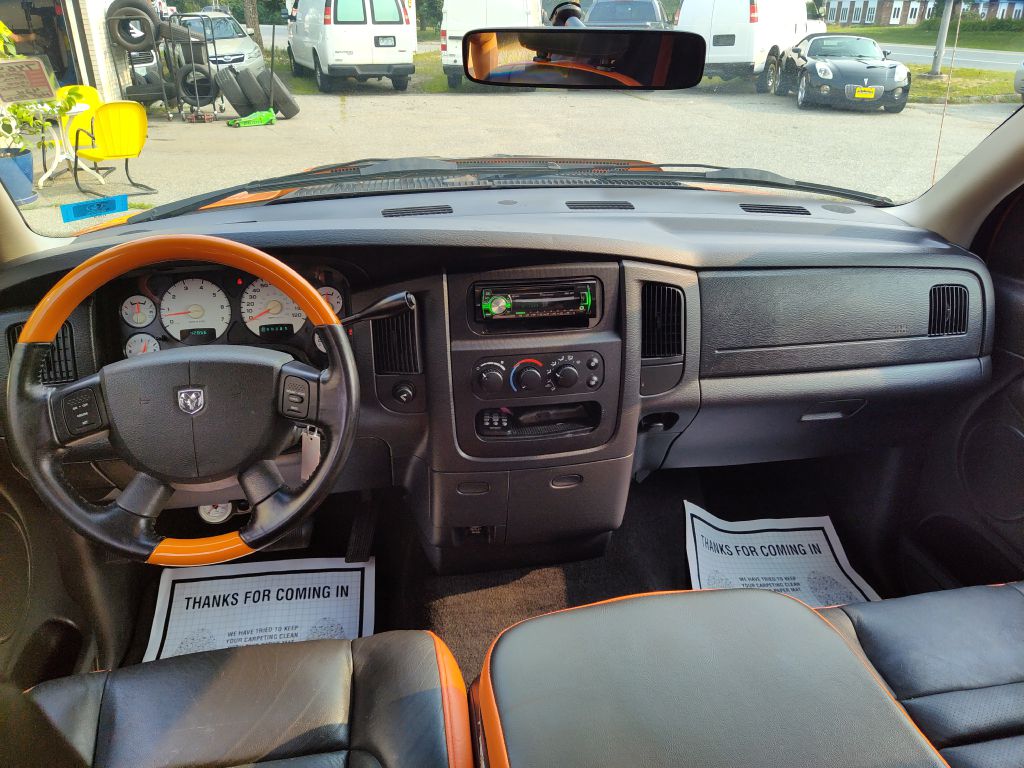 Photo 9 of this DODGE RAM 1500